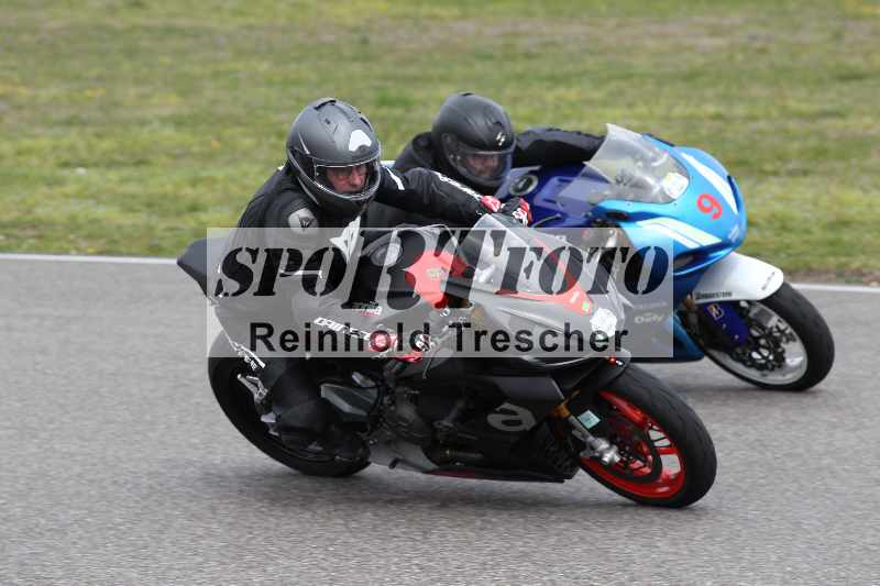 /Archiv-2023/06 10.04.2023 Moto Club Anneau du Rhin/Blanc-Novice/9